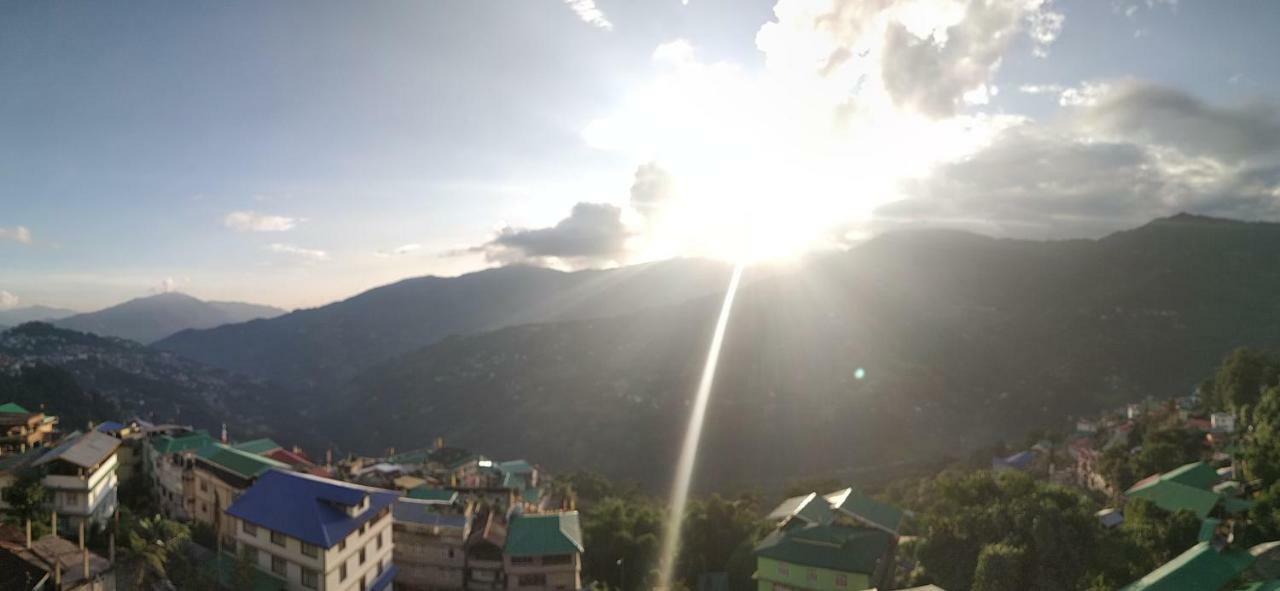 Mayel-Lyang Residency Hotel Gangtok Luaran gambar
